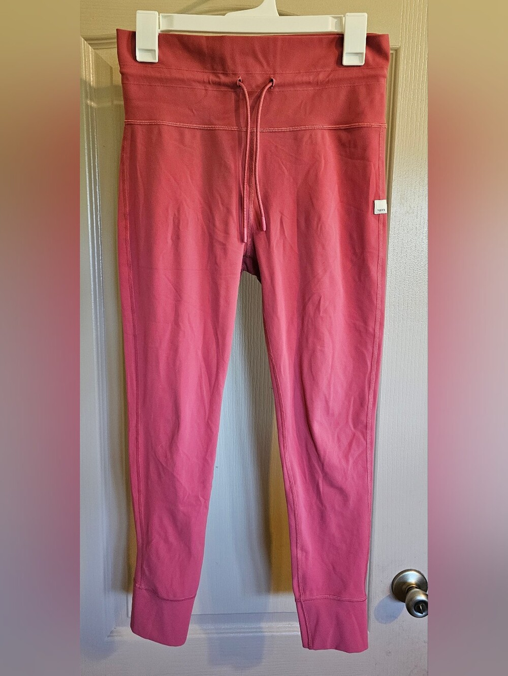 Vuori Women's Daily Legging Pink Large Excellent Condition